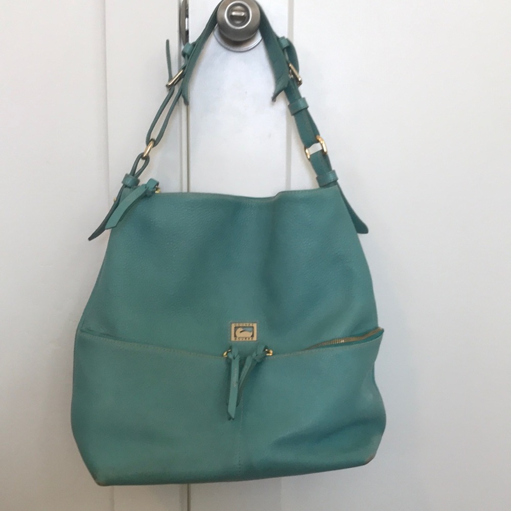 Well loved Dooney and Bourke Dillon purse